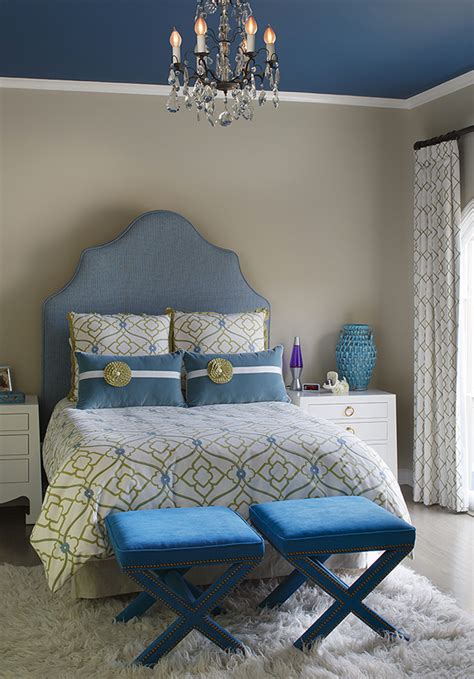 blue and gold bedroom designs